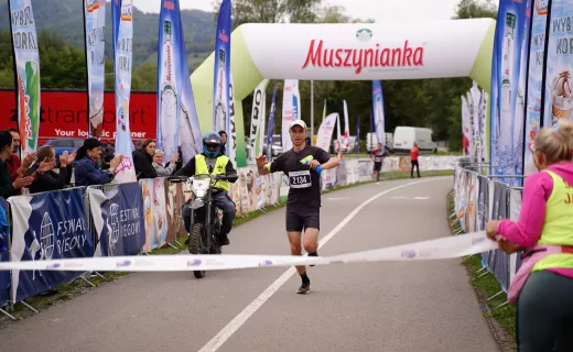 Nie pozostawili złudzeń! W tym roku Bieg Górski na 11 km należał do nich [WIDEO] - 25